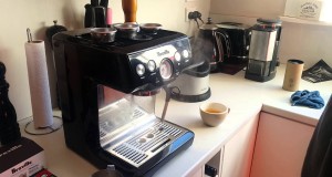 Breville BES840 Espresso Machine working