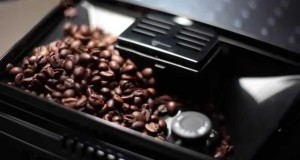 DeLonghi Magnifica S Cappuccino Smart Espresso Machine