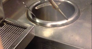 how to clean the steaming wand of an espresso machine