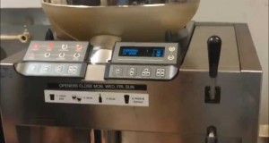 Mastrena Starbucks Espresso Machine CTS2 801 Verismo Super Automatic