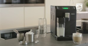 Philips 3100 series super-automatic espresso machine with integrated milk jug HD8834