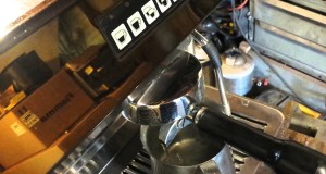 Futurete 3 Group Espresso Machine Golden Stainless Steel front Test & Overview