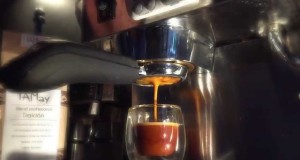 The Perfect Espresso Shot – Slow motion spectacular coffee brew –